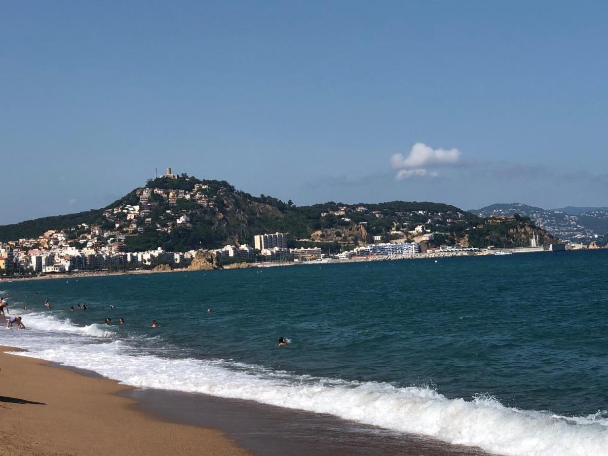 Apartment Direkt Am Strand Blanes Eksteriør billede