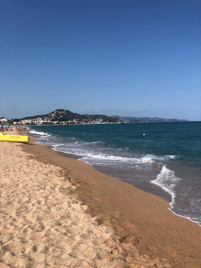 Apartment Direkt Am Strand Blanes Eksteriør billede