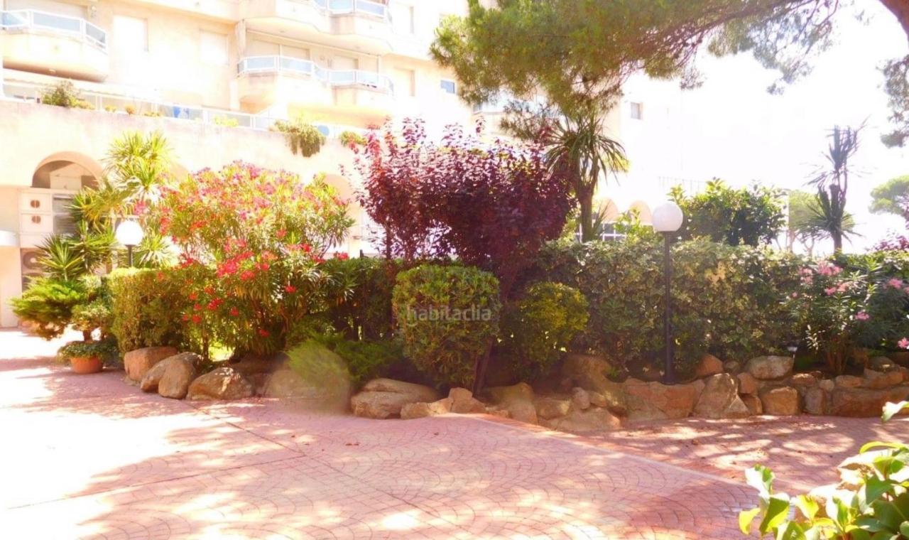 Apartment Direkt Am Strand Blanes Eksteriør billede